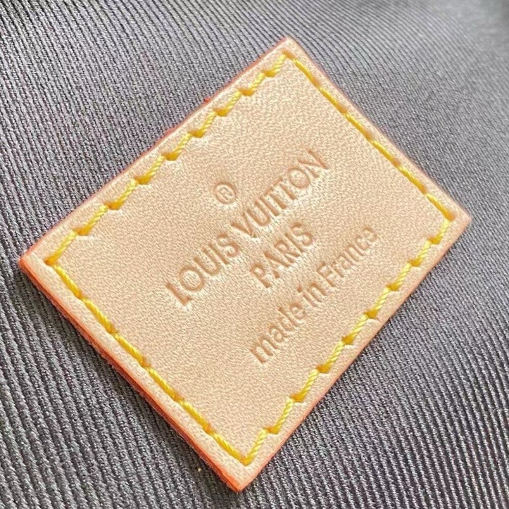 <AUTHENTIC>Louis Vuitton bag - image 9